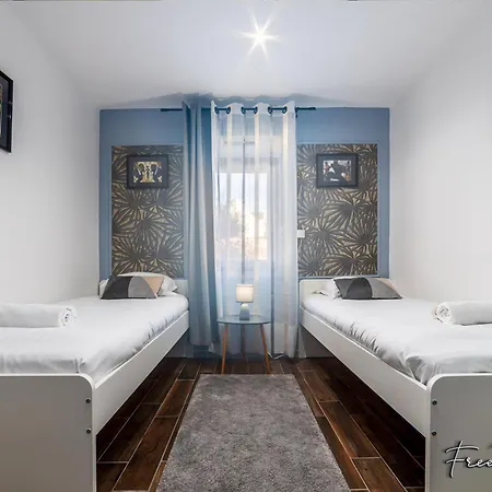 Marvel House - Disneyland 5Min, Private Parking, Terrace Magny-le-Hongre Buitenkant foto