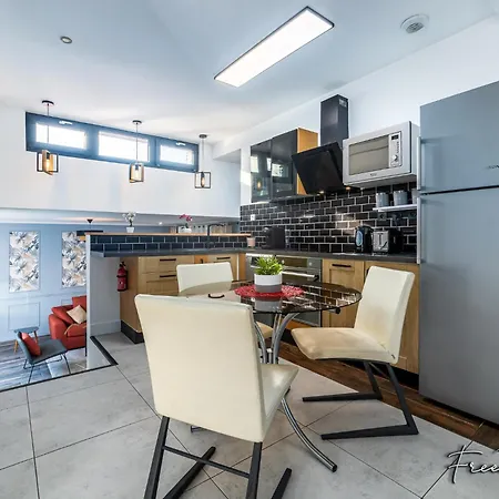 Marvel House - Disneyland 5Min, Private Parking, Terrace Magny-le-Hongre Buitenkant foto