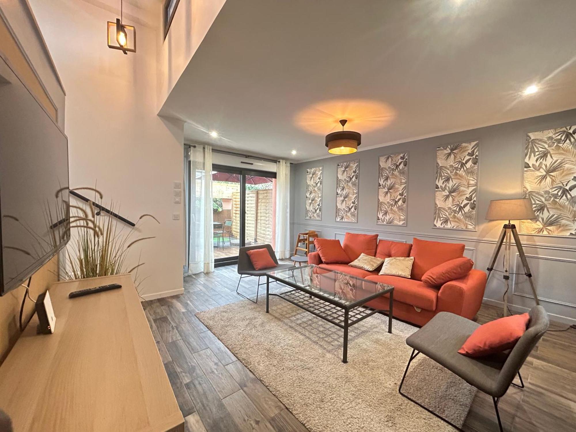 Marvel House - Disneyland 5min, Private Parking, Terrace *